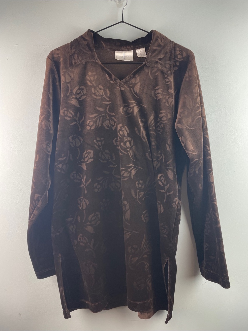 First 1 Issue Brown Velvet Floral Tunic Top Size M